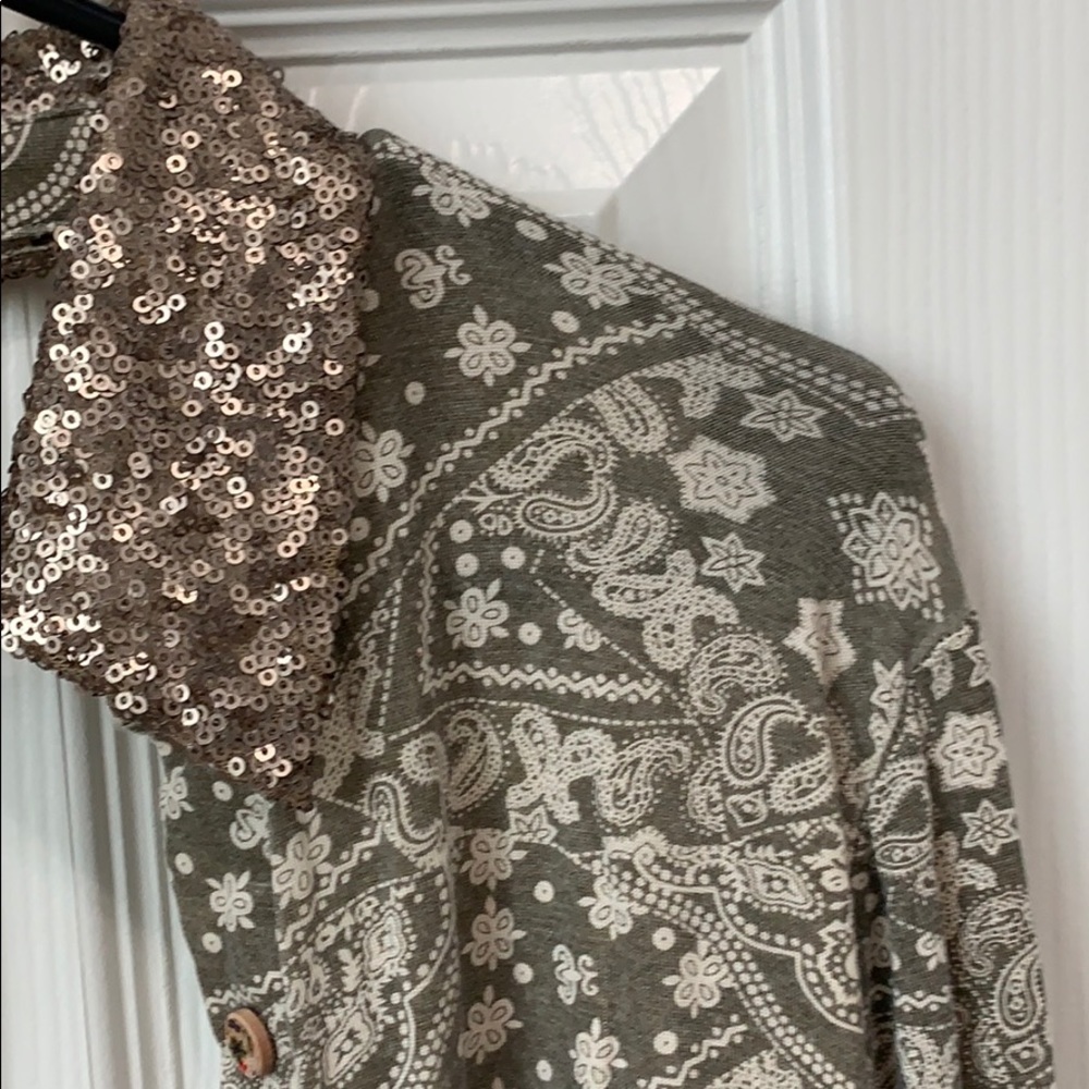 BKE Button Up - Picture 2 of 5